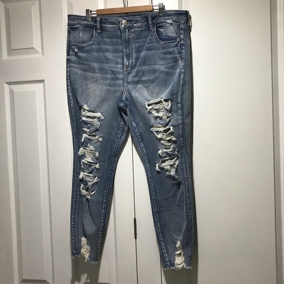 American Eagle Distressed Skinny Jeans